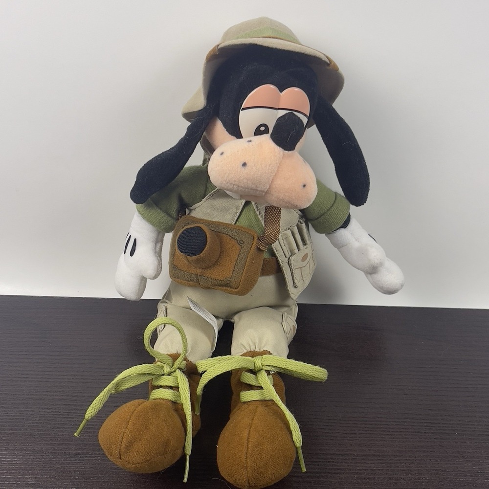 Safari Goofy Plush 15" Disney Parks Animal Kingdom Walt Disney World Stuffed Toy